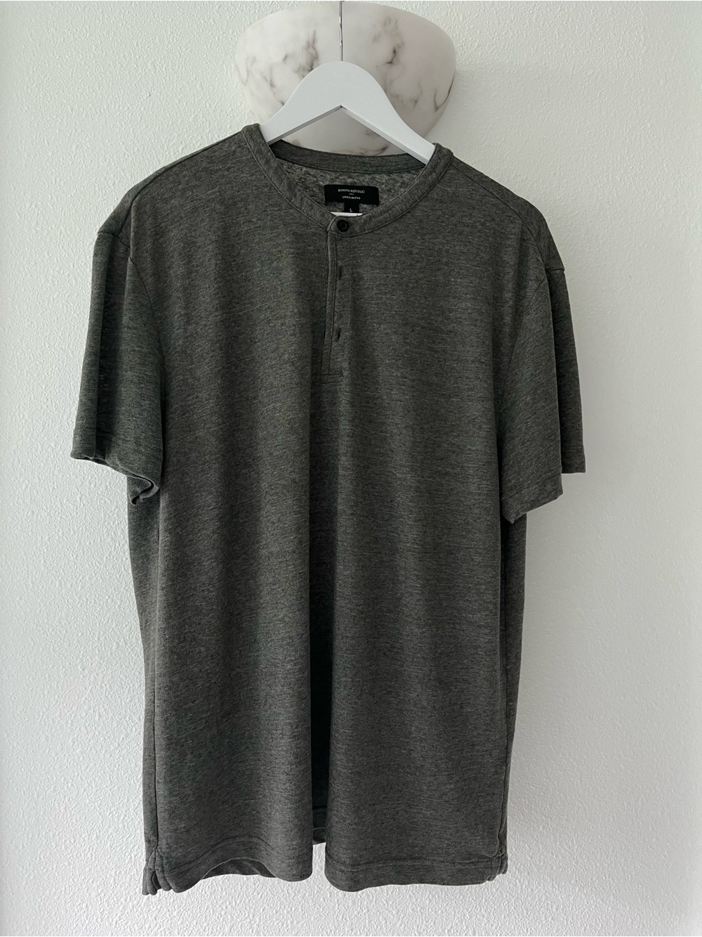 Banana Republic Dark Khaki Short Sleeve Henley